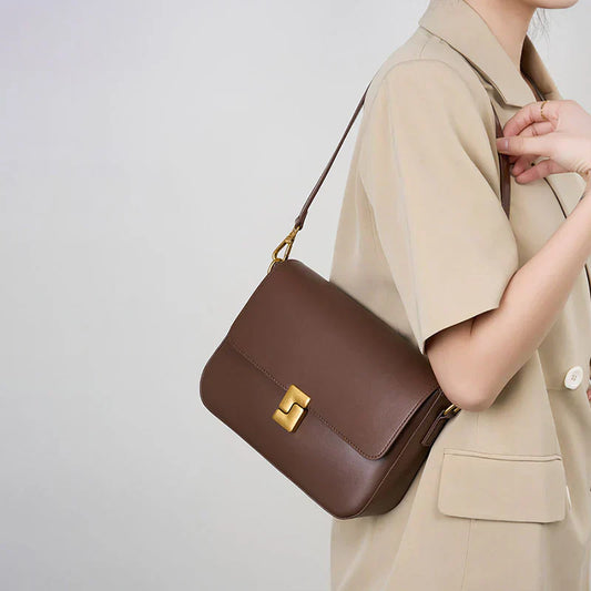 Your Fall Wardrobe Needs These Womens Brown Bags