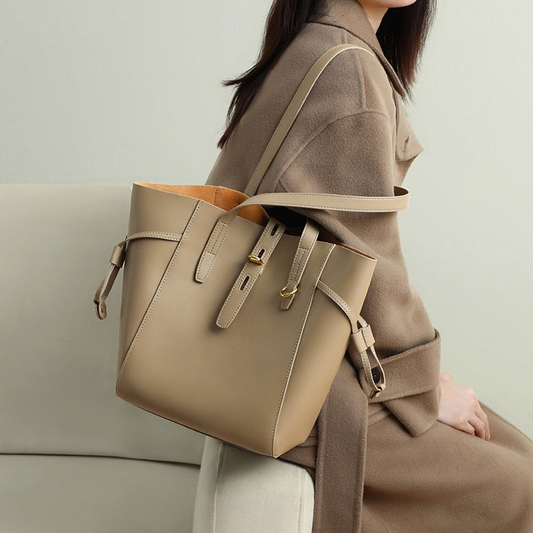 You Won't Believe How Chic This Soft Leather Tote Bag Looks!