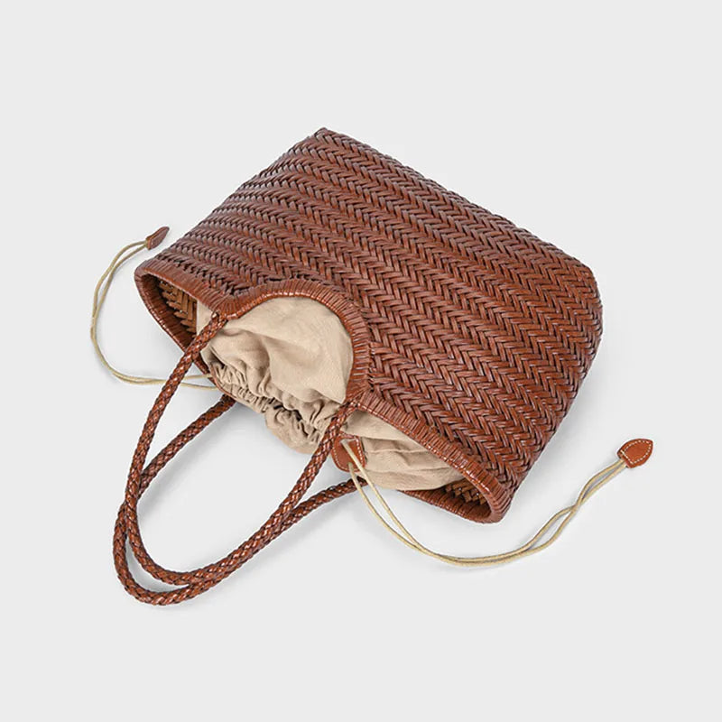 Small woven leather crossbody pouch in genuine leather